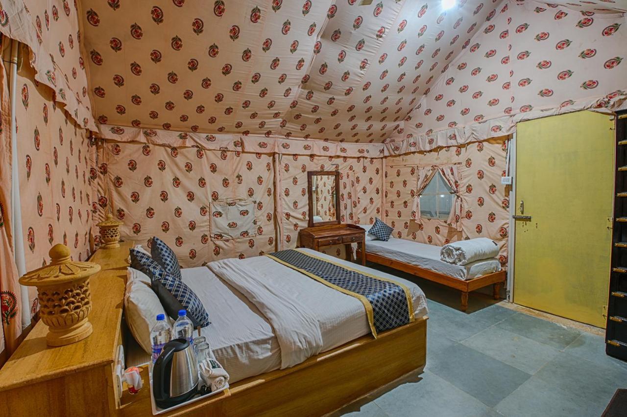 The Desert Royal Heritage Camp Jaisalmer Exteriör bild